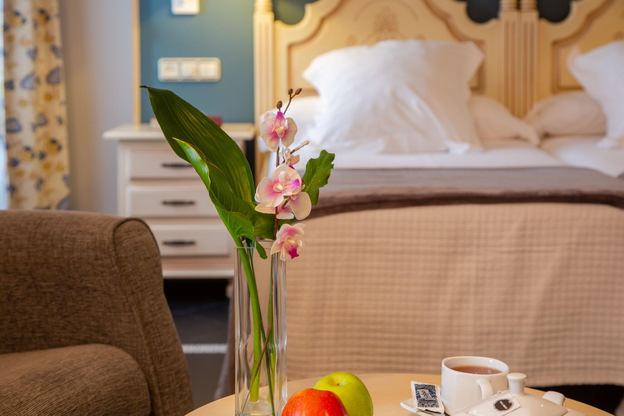 Hotel Palacio De La Vinona 4*